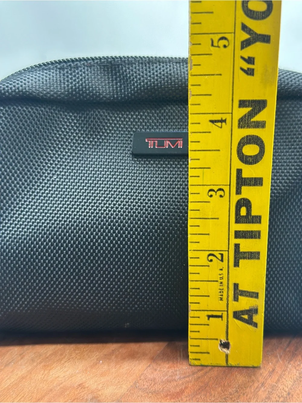 Tumi sleek black